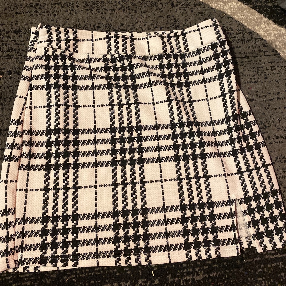 plaid skirt - Picture 1 of 2